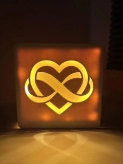 Stolní lampička - Srdce v nekonečnu